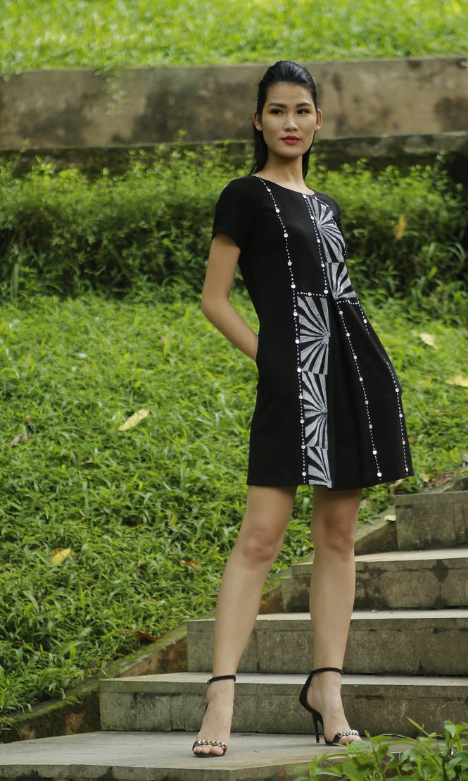 Mẫu Xuân hè 2019 mới nhất trình diễn ở Núi Nùng - ảnh 5