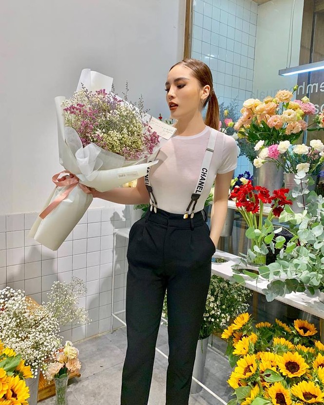 'Tiểu Hoa hậu' nhà Hà Kiều Anh xinh như thiên thần trình diễn áo dài - ảnh 12