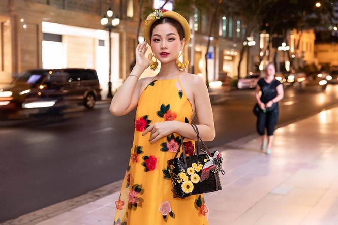 H'Hen Niê gây xúc động với rổ rau từ quê để mang theo lên Sài Gòn - ảnh 10