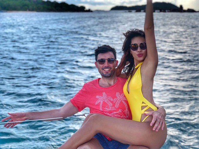 Hà Anh mặc bikini 'bỏng mắt', hé lộ bí quyết thon gọn của 'gái một con' - ảnh 9