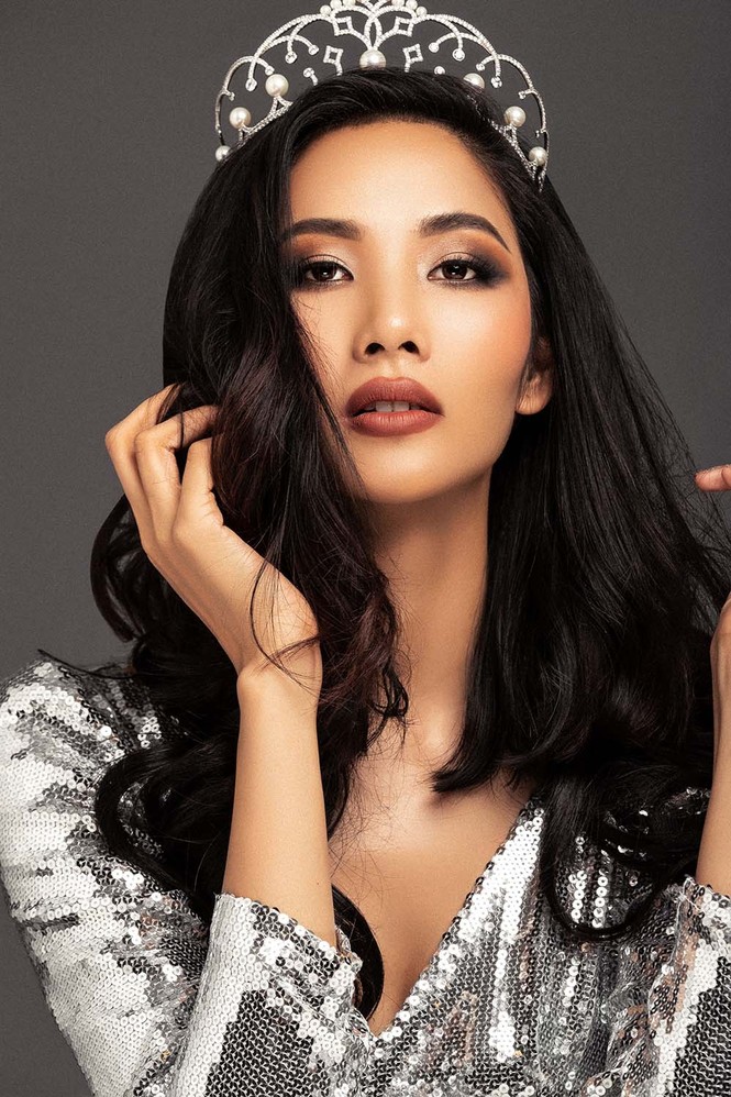 Hoàng Thuỳ nói gì khi chính thức là đại diện Việt Nam thi Miss Universe 2019? - ảnh 6