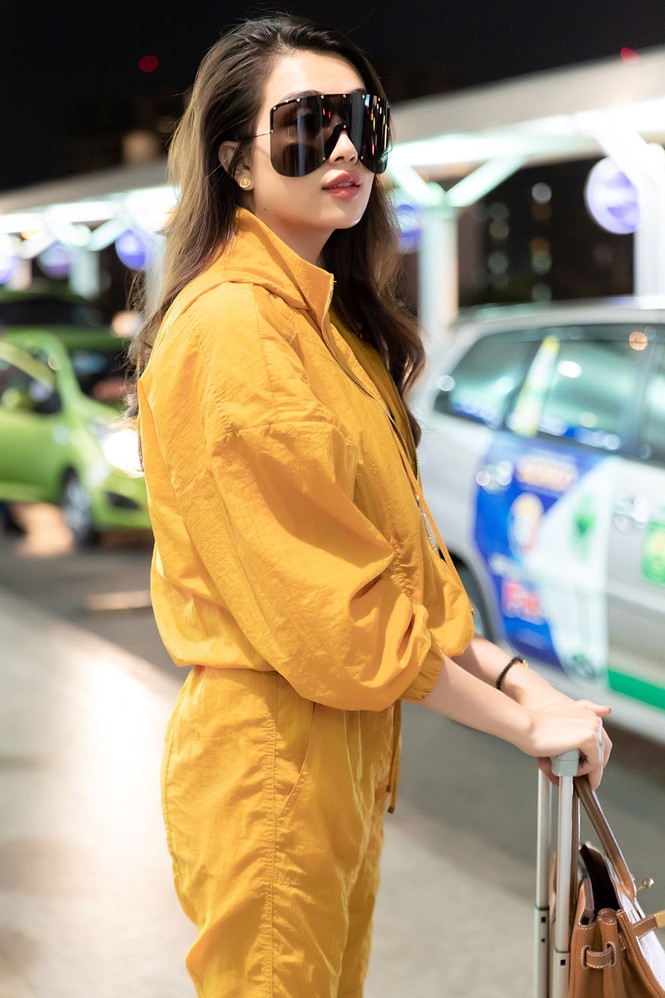 Hoàng Thuỳ đeo cánh thiên thần nội y, thử thách trình diễn áo tắm Miss Universe - ảnh 10