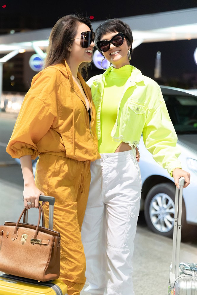 Hoàng Thuỳ đeo cánh thiên thần nội y, thử thách trình diễn áo tắm Miss Universe - ảnh 11