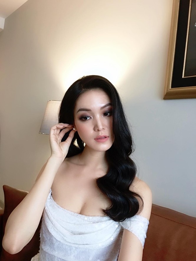 Á hậu Phương Nga 'chạm trán' người tình màn ảnh của bạn trai Bình An - ảnh 11