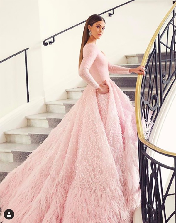 Hoa hậu Hoàn vũ 2016 khoe dáng gợi cảm ở Cannes với loạt váy đẳng cấp - ảnh 11