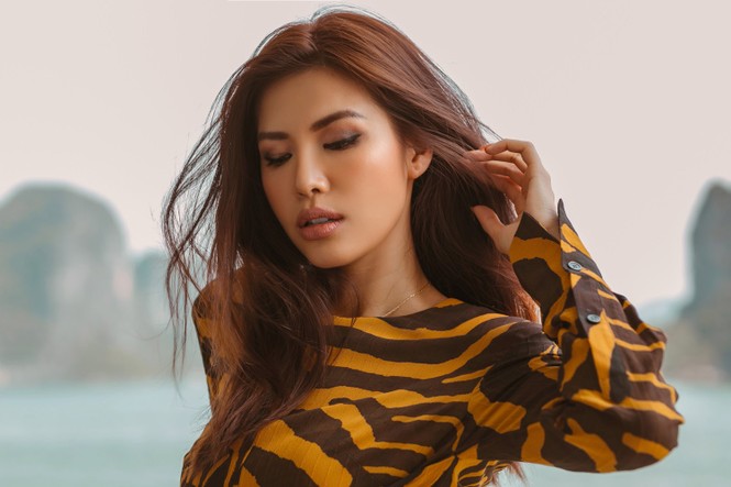 Minh Tú diện nội y nóng bỏng trên du thuyền 5 sao ở vịnh Hạ Long - ảnh 5