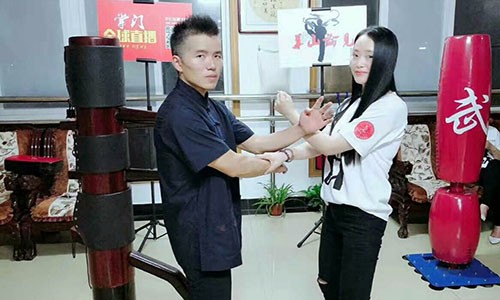 Võ sư Vịnh Xuân: 'Từ Hiểu Đông tẩy não thanh thiếu niên Trung Quốc' - ảnh 1