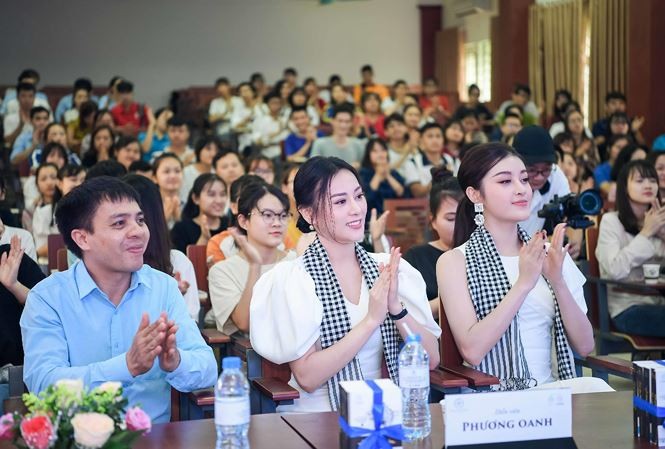 Mâu Thuỷ khoe đường cong quyến rũ với váy trắng mỏng manh sau ồn ào Miss Earth - ảnh 19