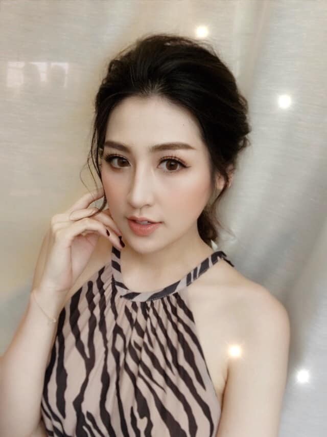 H'Hen Niê, Lệ Hằng đọ sắc vóc nóng bỏng tại hậu trường chụp ảnh bikini - ảnh 17