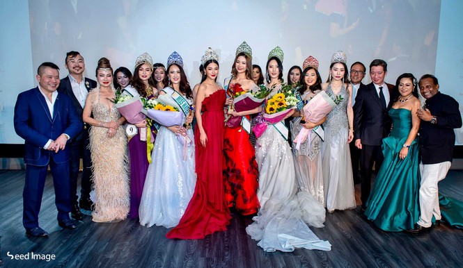Hoa hậu Phương Khánh nóng bỏng với sắc đỏ dự chung kết Miss Earth Singapore 2019 - ảnh 9