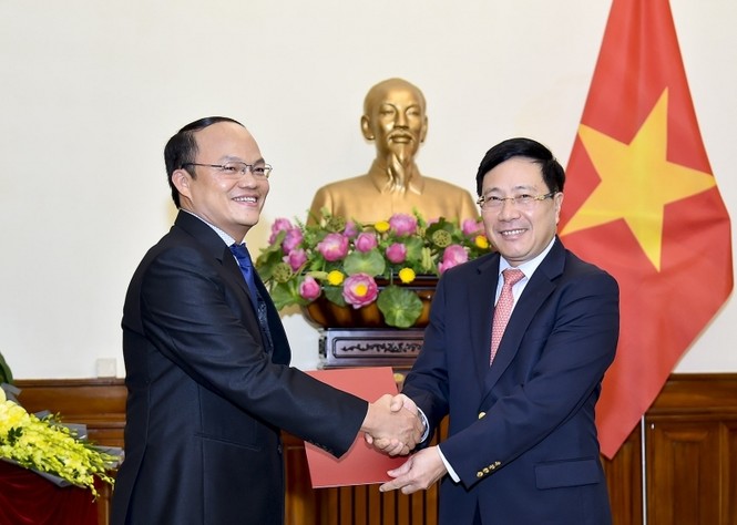 Phó Thủ tướng, Bộ trưởng Ngoại giao trao quyết định bổ nhiệm nhân sự - ảnh 3