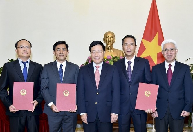 Phó Thủ tướng, Bộ trưởng Ngoại giao trao quyết định bổ nhiệm nhân sự - ảnh 5