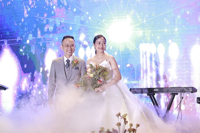 Phó trưởng phòng VTV4 từng lấy hết can đảm nhắn tin làm quen MC Phí Linh - ảnh 3