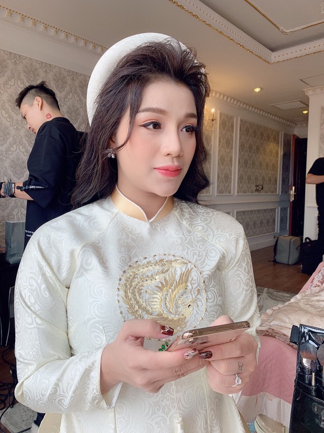 Hé lộ hình ảnh lễ ăn hỏi của cầu thủ Bùi Tiến Dũng - ảnh 2