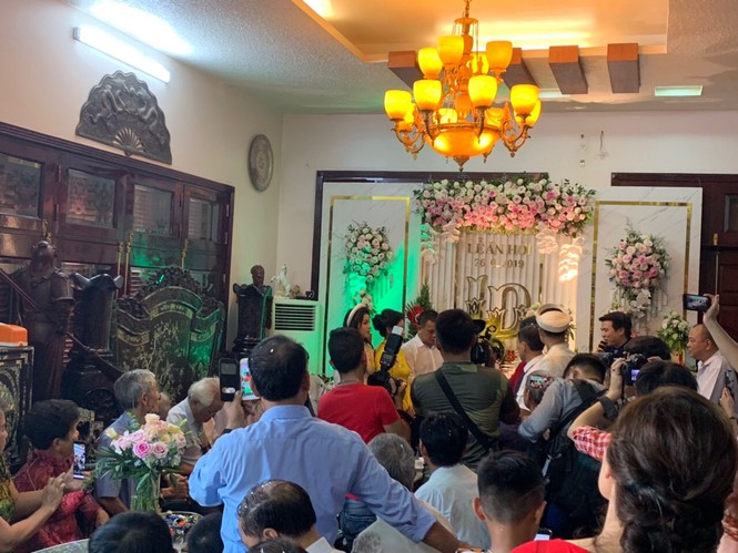 Hé lộ hình ảnh lễ ăn hỏi của cầu thủ Bùi Tiến Dũng - ảnh 7