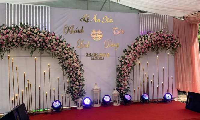 Hé lộ hình ảnh lễ ăn hỏi của cầu thủ Bùi Tiến Dũng - ảnh 3