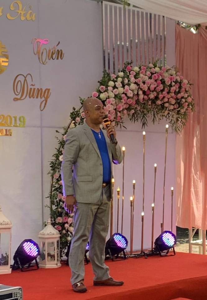 Hé lộ hình ảnh lễ ăn hỏi của cầu thủ Bùi Tiến Dũng - ảnh 10