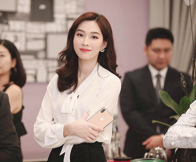 Hoa hậu Kỳ Duyên khoe dáng nóng bỏng với váy xuyên thấu sau khi giảm cân - ảnh 12