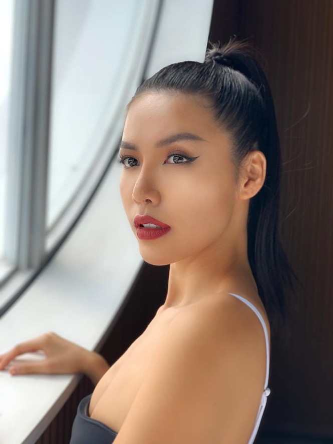 Á hậu Thanh Tú vui vẻ hội ngộ dàn 'bông hậu' sau gần 1 tháng sinh con - ảnh 6