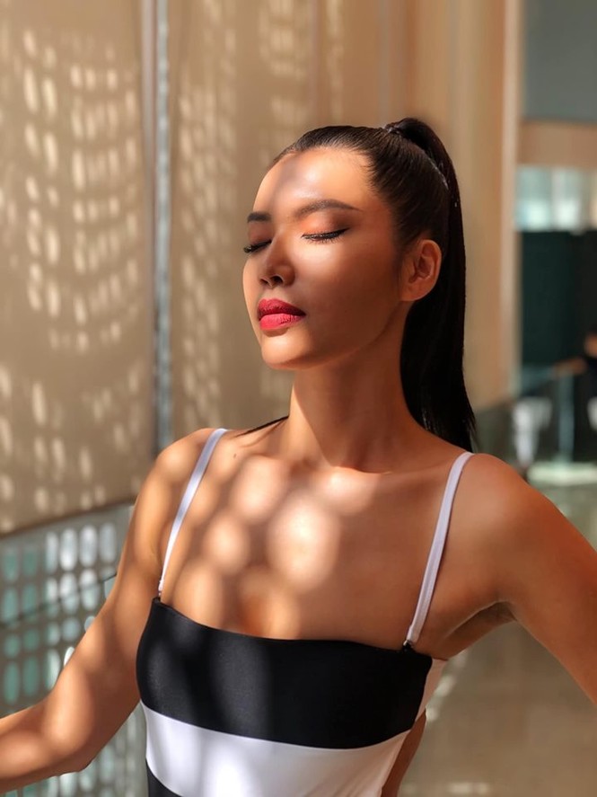 Á hậu Thanh Tú vui vẻ hội ngộ dàn 'bông hậu' sau gần 1 tháng sinh con - ảnh 5
