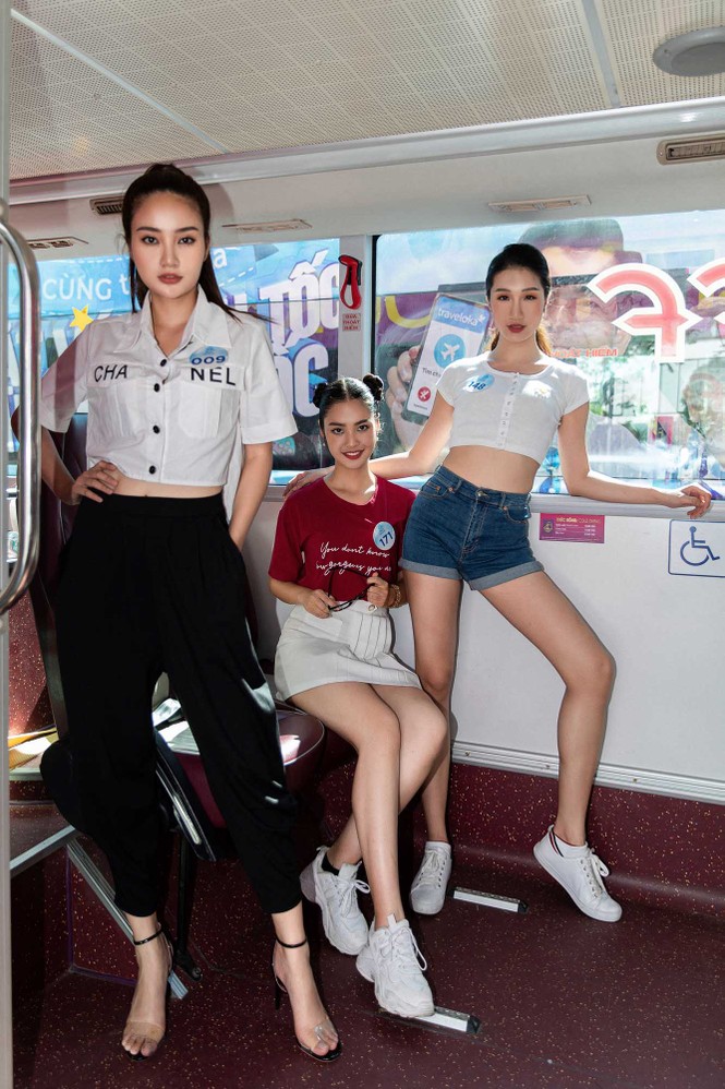 Thí sinh Miss World Vietnam 'lột xác' với phong cách thời trang gợi cảm, cá tính - ảnh 2