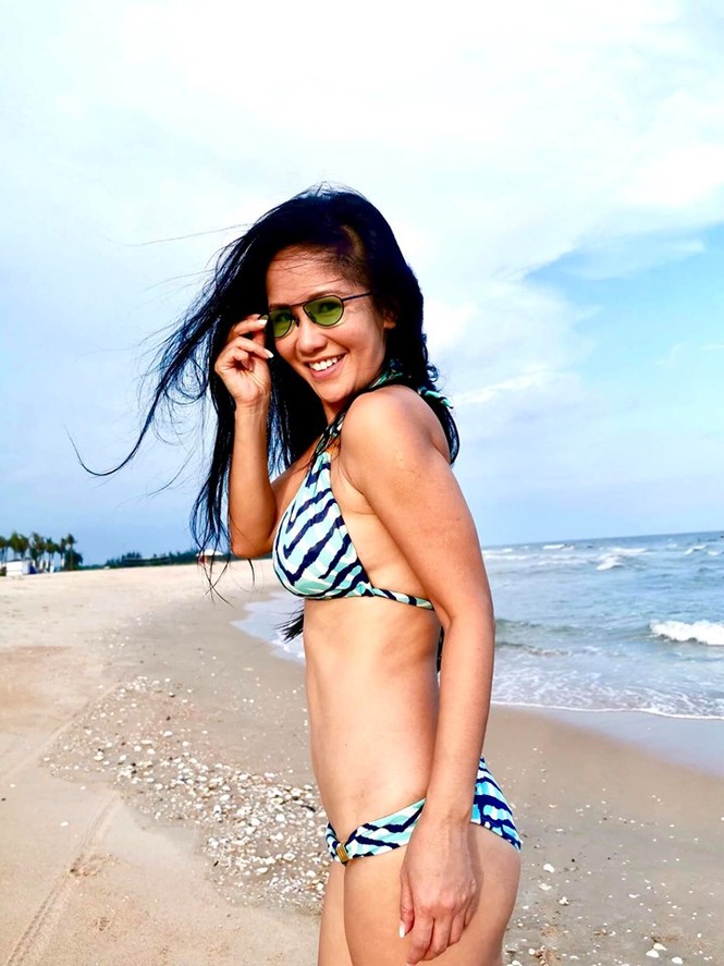 Diva Hồng Nhung khoe múi bụng săn chắc đáng ngưỡng mộ ở tuổi U50 - ảnh 3