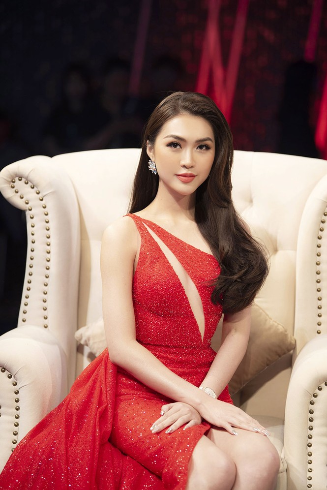 Lệ Quyên, Hương Giang Idol tranh cãi trên sóng truyền hình về 'người thứ ba' - ảnh 5