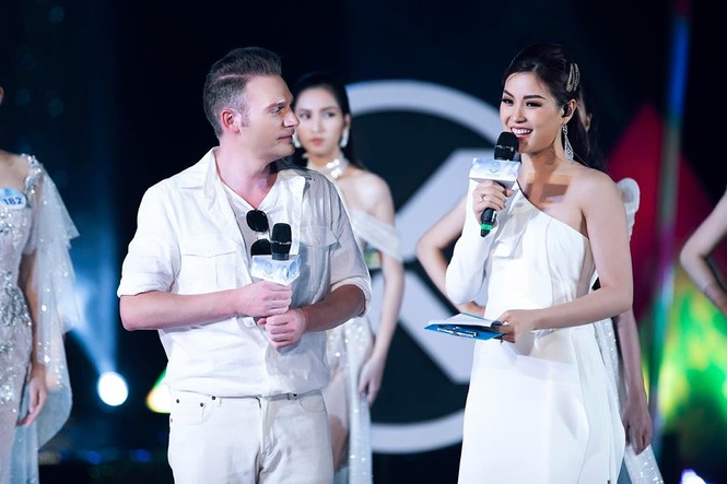 Á hậu Thanh Tú tái xuất xinh đẹp sau khi sinh con đầu lòng hơn 1 tháng - ảnh 4