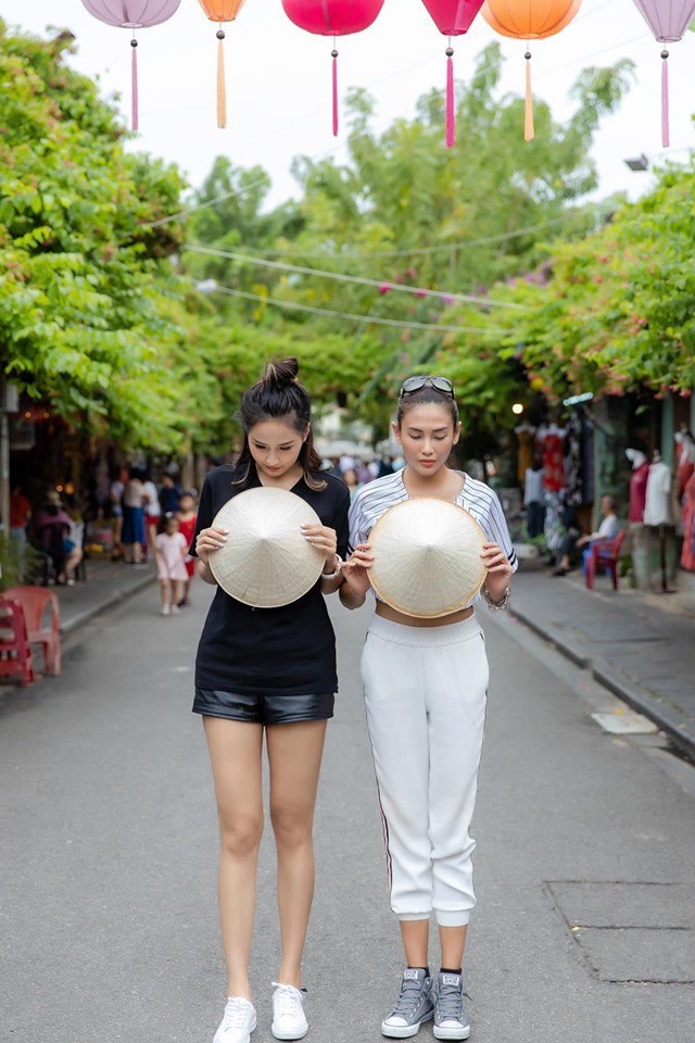 Á hậu Thanh Tú tái xuất xinh đẹp sau khi sinh con đầu lòng hơn 1 tháng - ảnh 7
