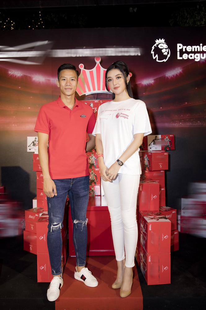 Huyền My hào hứng cùng Quế Ngọc Hải và Liên Bỉnh Phát cổ vũ Chelsea - ảnh 2