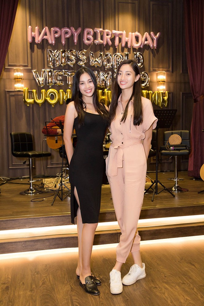 Hoa hậu Tiểu Vy và dàn người đẹp để mặt mộc dự sinh nhật Hoa hậu Lương Thuỳ Linh - ảnh 3