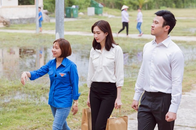 Á hậu Thuý An khoe em ruột điển trai ngời ngời khiến hội chị em 'phát sốt' - ảnh 4