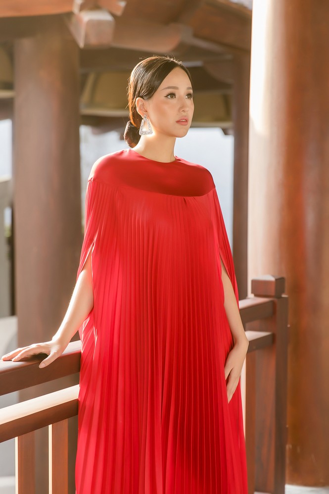 Mai Phương Thuý làm vedette trong show thời trang dưới chân đỉnh Yên Tử - ảnh 3