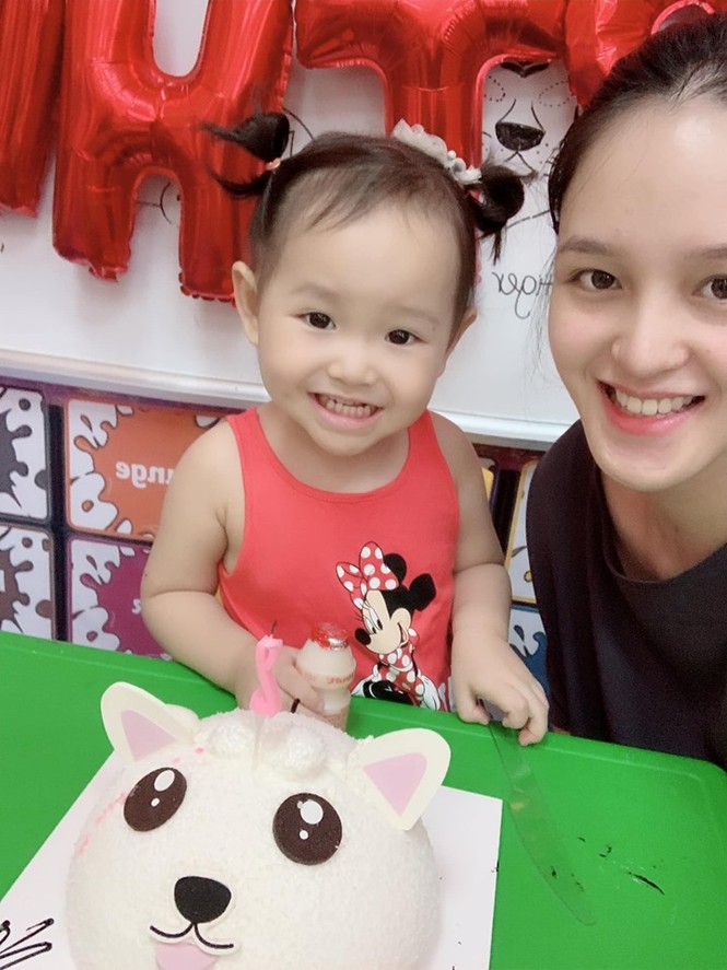Hoa hậu Thu Thảo ngày càng 'thăng hạng' nhan sắc sau 7 năm đăng quang - ảnh 12