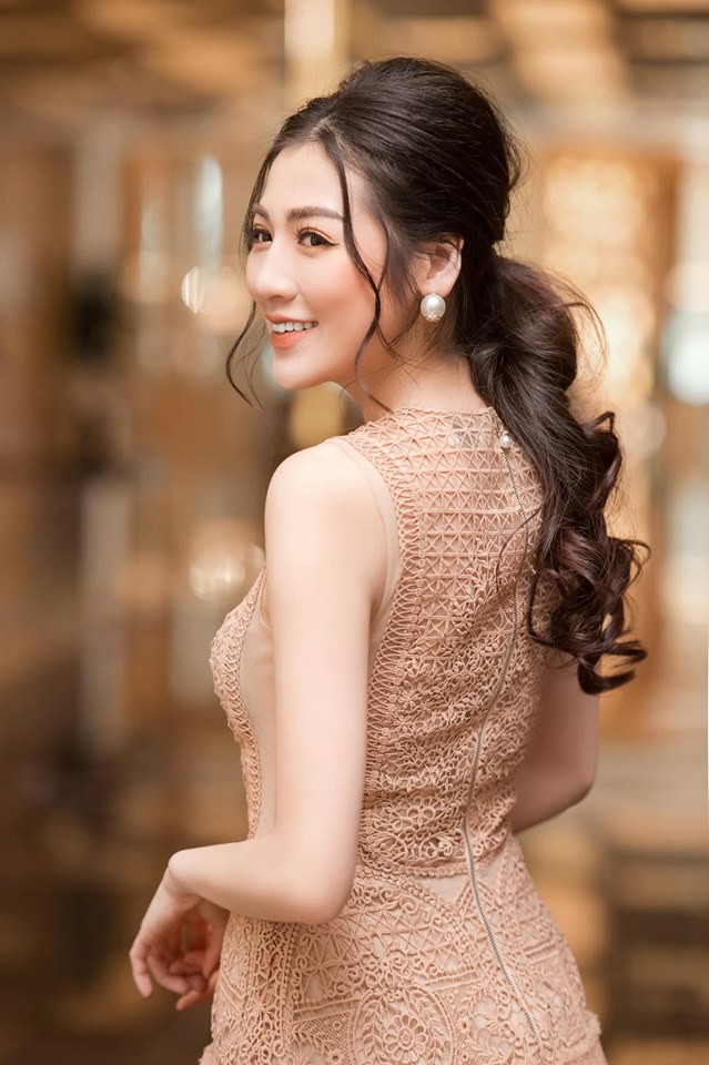 Hoa hậu Thu Thảo ngày càng 'thăng hạng' nhan sắc sau 7 năm đăng quang - ảnh 7
