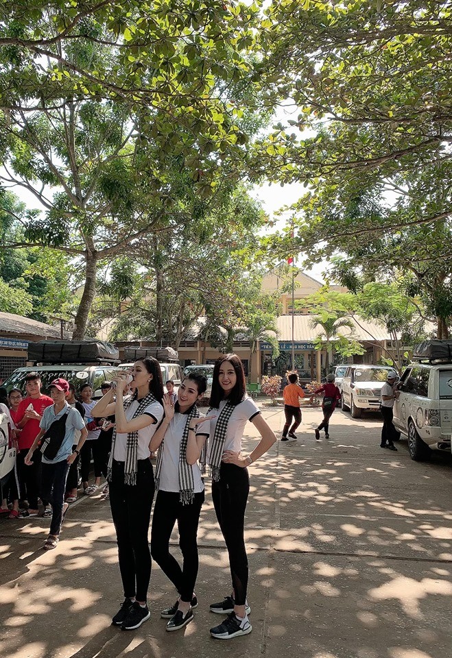 Á hậu Phương Nga khoe dáng nuột nà với bikini - ảnh 9