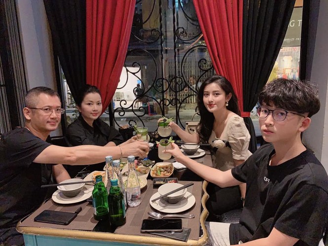 H'Hen Niê sắc lạnh tựa điệp viên, Hoàng Thuỳ kiêu sa chuẩn 'beauty queen' - ảnh 18