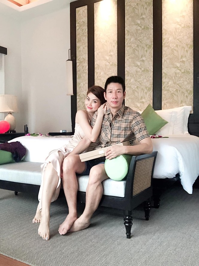Minh Tú, Mâu Thuỷ mặc gợi cảm 'đọ' độ nóng bỏng - ảnh 14
