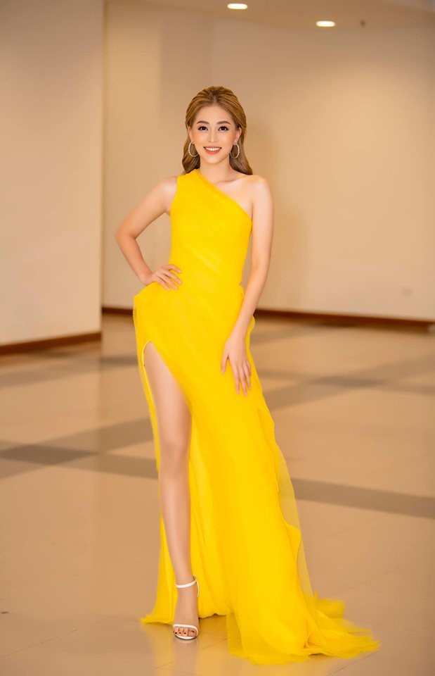 Minh Tú khoe trọn vòng ba 'bỏng mắt' đầy khiêu khích trên đất Mỹ - ảnh 2