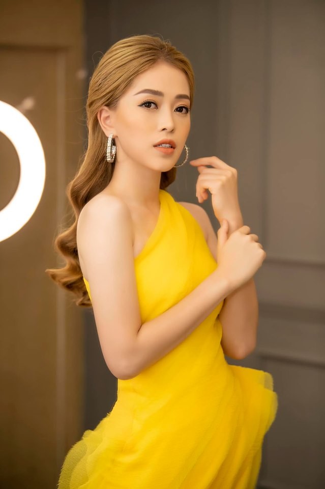 Minh Tú khoe trọn vòng ba 'bỏng mắt' đầy khiêu khích trên đất Mỹ - ảnh 3