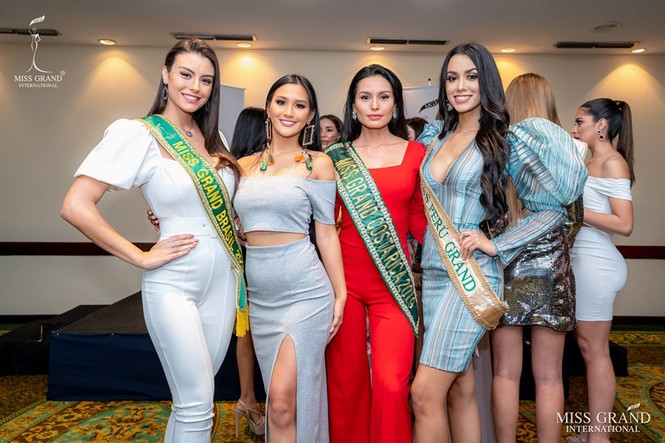 Á hậu Kiều Loan mặc suit cá tính giữa rừng thí sinh Miss Grand 'bánh bèo' - ảnh 7