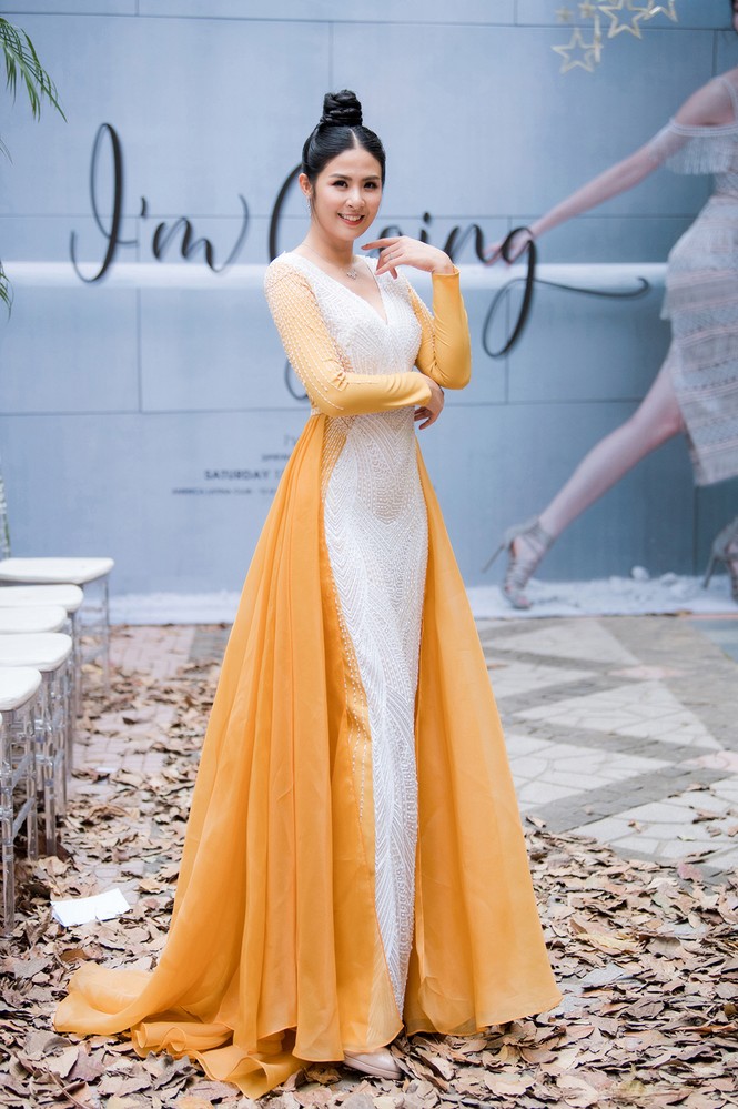 Á hậu Hoàng Anh khoe bụng bầu 7 tháng, hội ngộ dàn Hoa hậu đình đám - ảnh 3