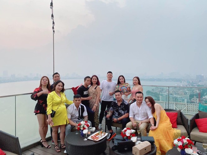 Chi Bảo công khai bạn gái mới xinh đẹp, giàu có và quen thuộc với giới showbiz - ảnh 2