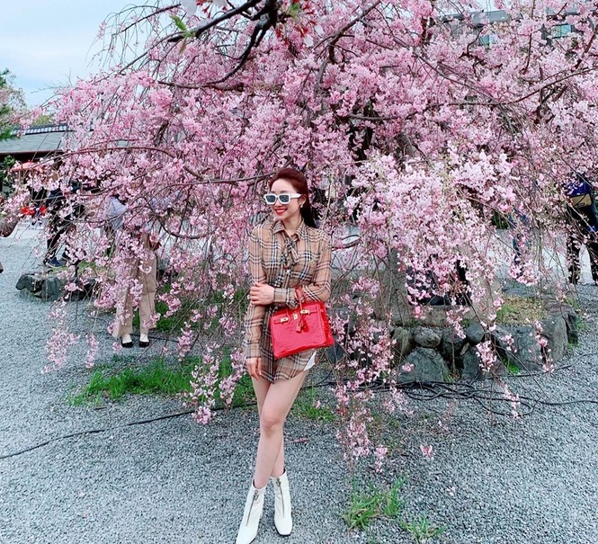 Chi Bảo công khai bạn gái mới xinh đẹp, giàu có và quen thuộc với giới showbiz - ảnh 11