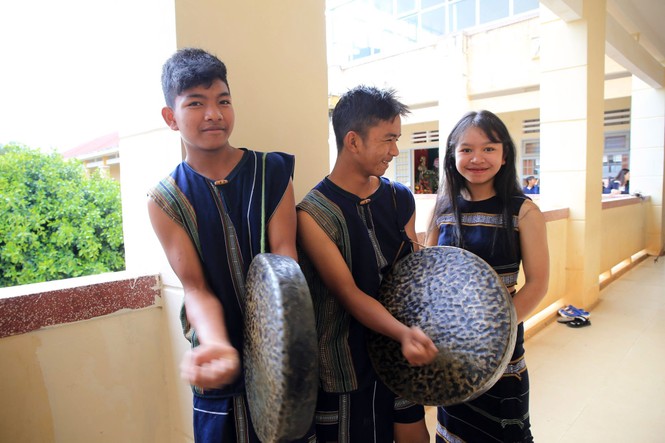 Hơn 19.000 HS, SV dân tộc thiểu số ở Lâm Đồng được hỗ trợ kinh phí - ảnh 3