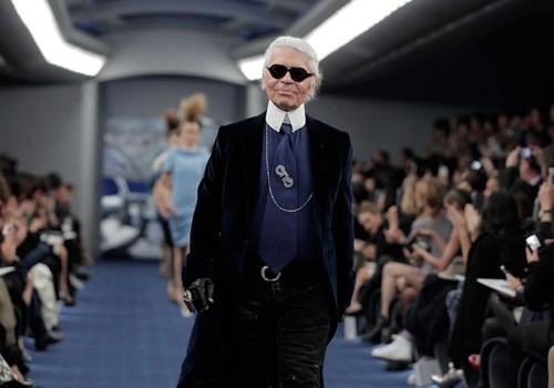 Huyền thoại Karl Lagerfeld: Tình yêu đồng tính và sở thích cô độc - ảnh 3