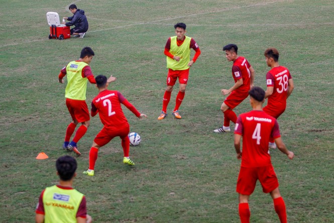 Tiến Linh tập luyện cùng các đồng đội ở U23 Việt Nam - ảnh 6