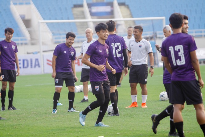 'Đột nhập' buổi tập của U23 Thái Lan trên sân Mỹ Đình - ảnh 5