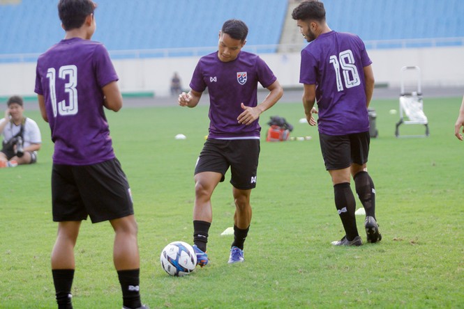 'Đột nhập' buổi tập của U23 Thái Lan trên sân Mỹ Đình - ảnh 8