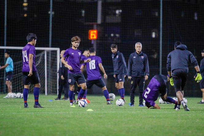 U23 Thái Lan 'rớt' tiền vệ công trước trận với U23 Việt Nam - ảnh 6